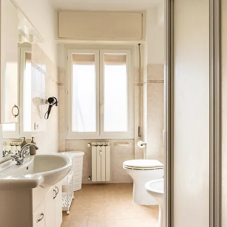 Guesthost - Casa Bina Апартаменты