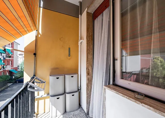 Guesthost - Casa Bina